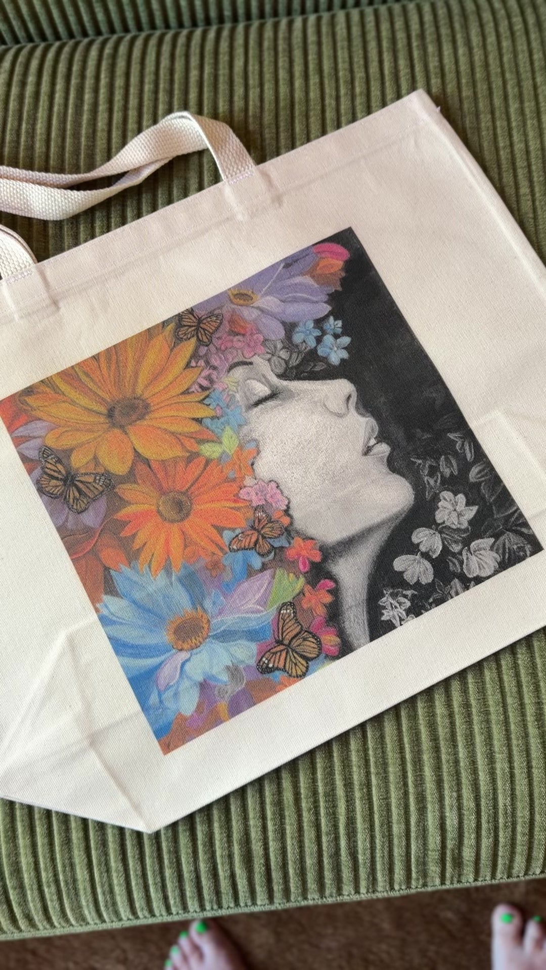 Fiora Jumbo Canvas Tote Bag